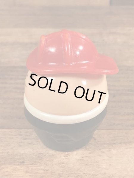 白人の消防士のリトルタイクスのトドルトッツのヴィンテージのトイ