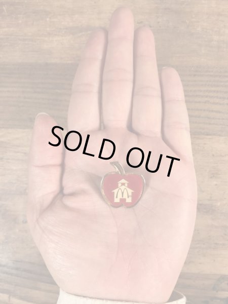 80〜90年代頃のマクドナルドのヴィンテージのピンバッジ