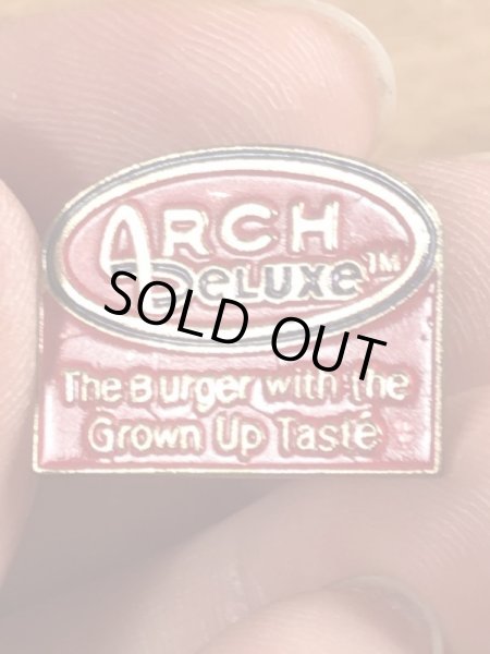 90年代頃のマクドナルドのビンテージピンバッジ