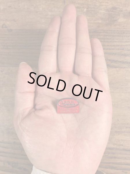 90年代頃のマクドナルドのアーチデラックスのヴィンテージのピンズ