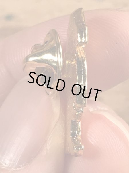 80年代頃のマクドナルドのバーディーのビンテージピンバッチ