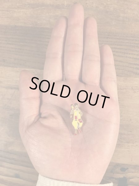 80年代頃のマクドナルドのロナルドのヴィンテージのピンズ