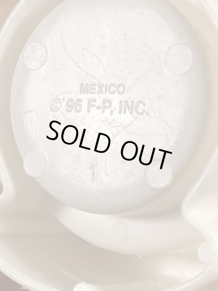 90年代頃のフィッシャープライス社製のビンテージのイス