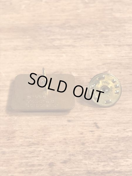 90年代頃のマクドナルドのビンテージピンバッジ