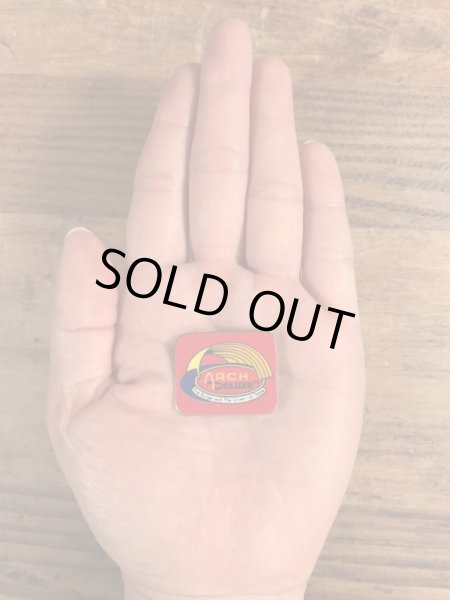 80〜90年代頃のマクドナルドのビンテージピンバッジ