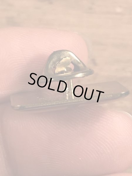 90年代頃のマクドナルドのビンテージピンバッジ