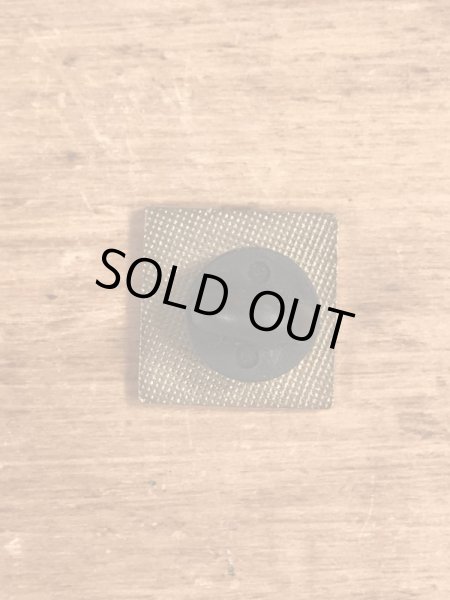 80〜90年代頃の企業物のヴィンテージピンズ