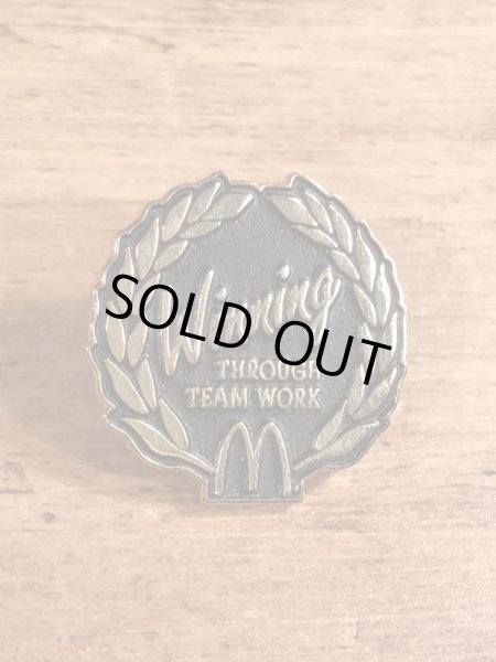 80〜90年代頃のマクドナルドのビンテージピンバッジ