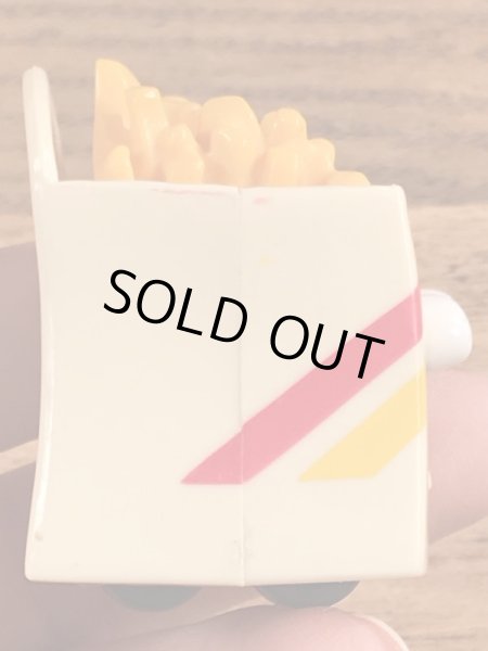 80年代頃のバーガーキングのポテトのヴィンテージハッピーミール