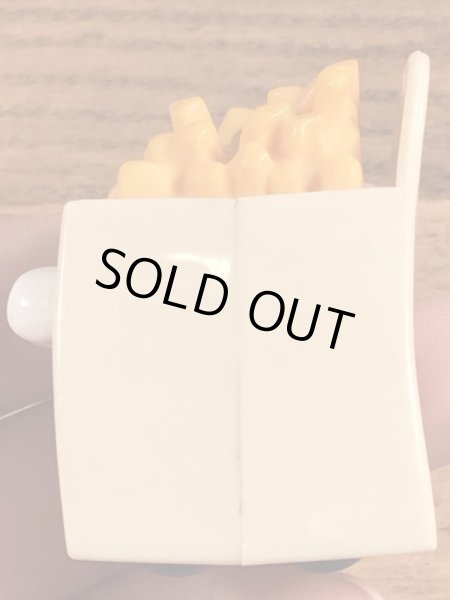 80年代頃のバーガーキングのポテトのヴィンテージハッピーミール