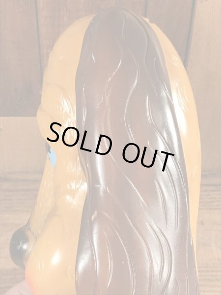 70年代頃のサッドアイの犬のビンテージコインバンク