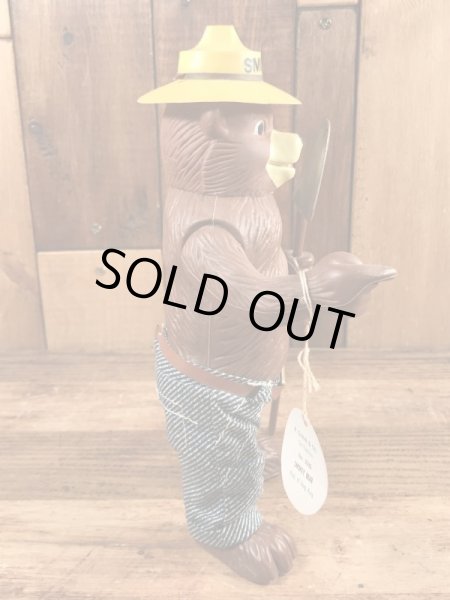 70年代頃のスモーキーベアのビンテージフィギュア