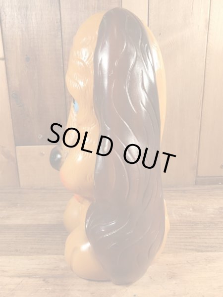 70年代頃のビッグアイズの犬のヴィンテージ貯金箱