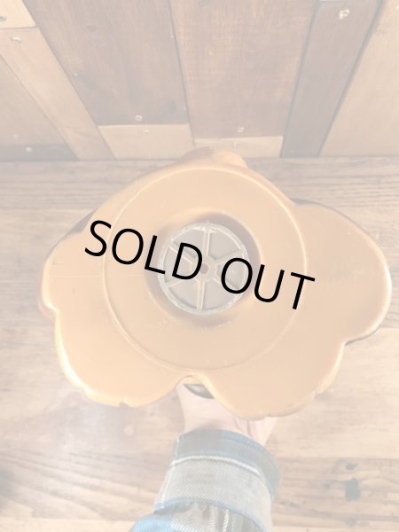 70年代頃のビッグアイズの犬のヴィンテージ貯金箱