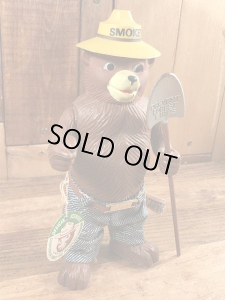 70年代頃のスモーキーベアのビンテージフィギュア