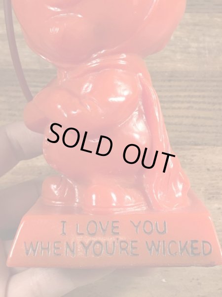 70年代頃のR.& W. Berrie社製のレッドデビルのヴィンテージメッセージドール