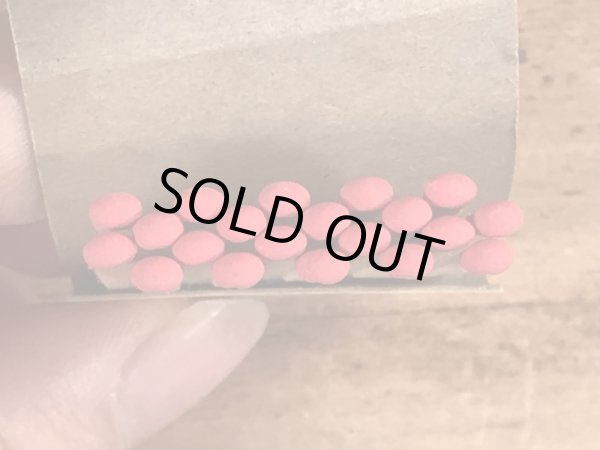 40〜50年代頃のピンナップガールのビンテージマッチブック