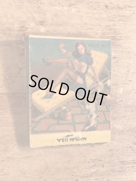 40〜50年代頃のピンナップガールのビンテージマッチブック