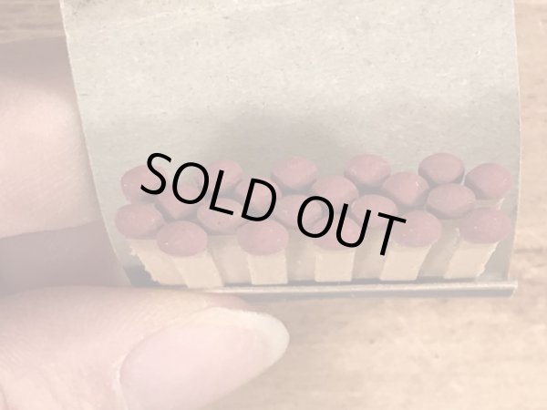 40〜50年代頃のピンナップガールのビンテージマッチブック