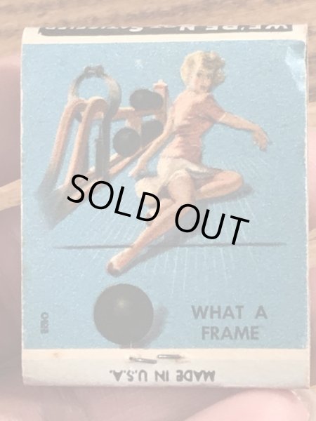 40〜50年代頃のピンナップガールのビンテージマッチブック