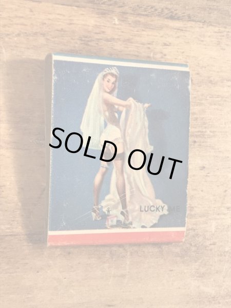 40〜50年代頃のピンナップガールのビンテージマッチブック