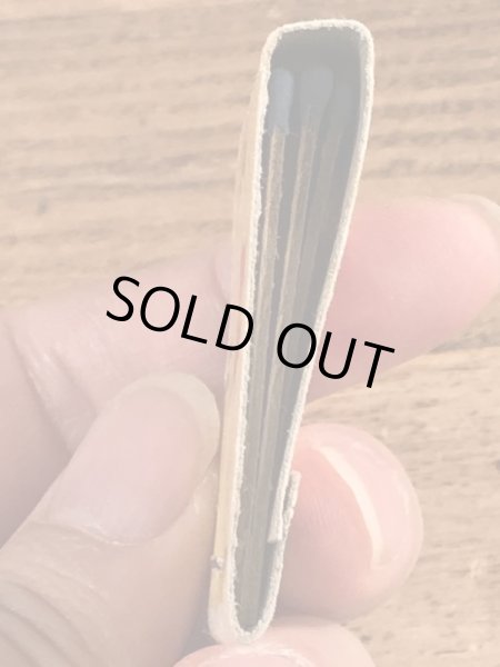 40〜50年代頃のピンナップガールのビンテージマッチブック