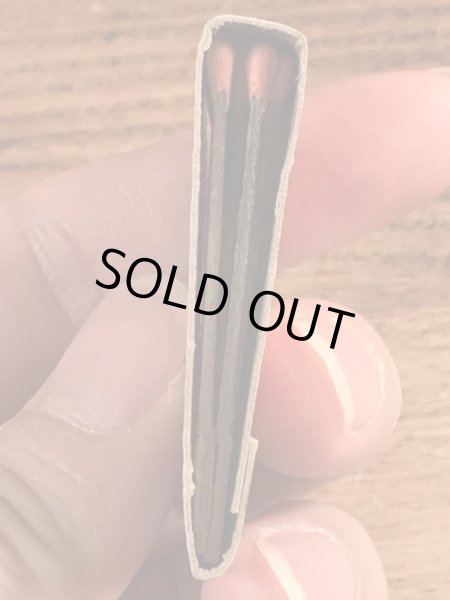 40〜50年代頃のピンナップガールのビンテージマッチブック