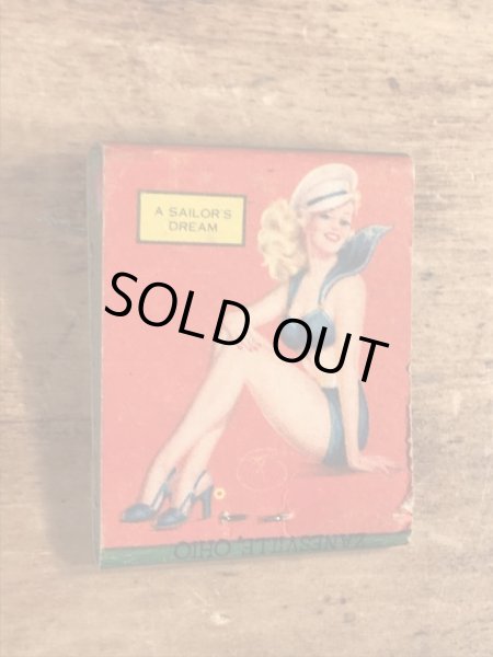 40〜50年代頃のピンナップガールのビンテージマッチブック