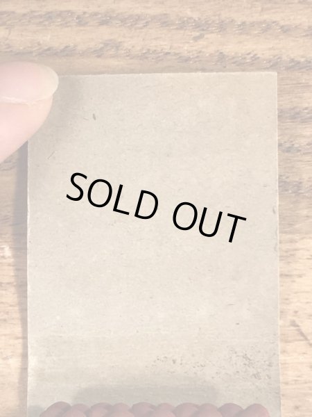 40〜50年代頃のピンナップガールのビンテージマッチブック