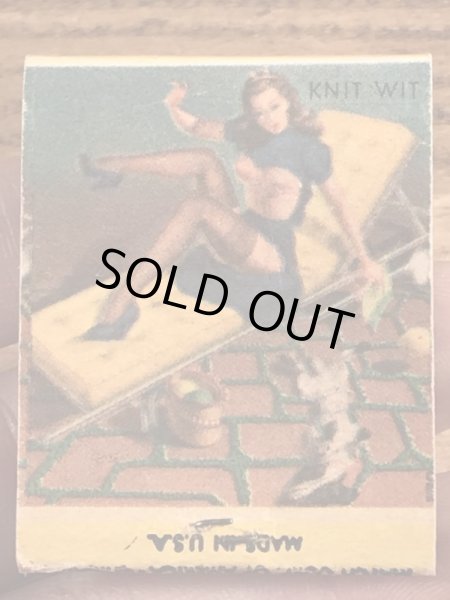 40〜50年代頃のピンナップガールのビンテージマッチブック