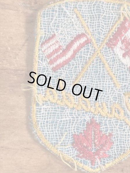 70年代〜頃のカナダと星条旗のヴィンテージのワッペン