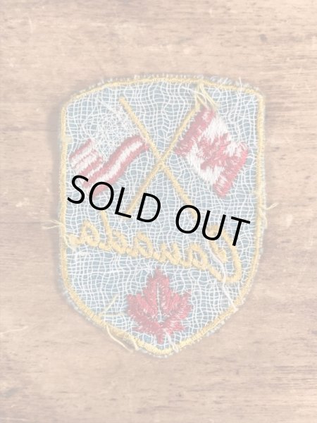 70年代〜頃のカナダと星条旗のヴィンテージのワッペン