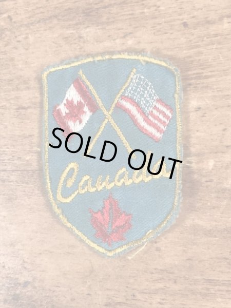 70年代〜頃のカナダと星条旗のヴィンテージのワッペン