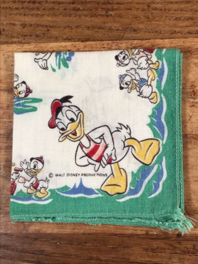画像2: Disney Character “Donald Duck” Cotton Kids Handkerchief　ドナルドダック　ビンテージ　キッズハンカチ　ダックファミリ―　50年代