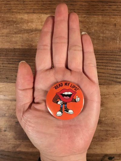 画像1: Applause General Foods Tang Lips “Read My Lips!” Pinback　タンリップス　ビンテージ　缶バッジ　ジェネラルフーズ　80年代