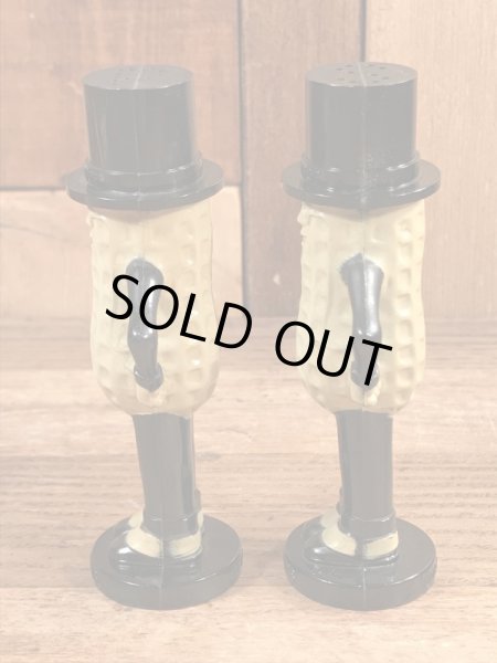 50〜60’sのアドバタイジングキャラクターのミスターピーナッツのヴィンテージの塩コショウ入れ