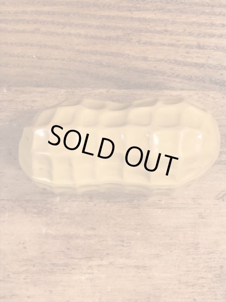 50~60’sのアドバタイジングキャラクターのミスターピーナッツのヴィンテージの入れ物