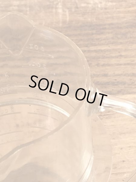 50~60年代頃のアドバタイジングキャラクターのミスターピーナッツのビンテージの計量マグカップ