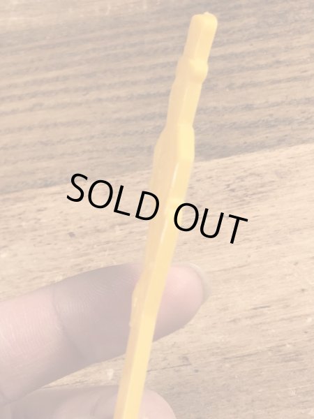 70年代頃のアドバタイジングキャラクターのミスターピーナッツのビンテージのバターナイフ