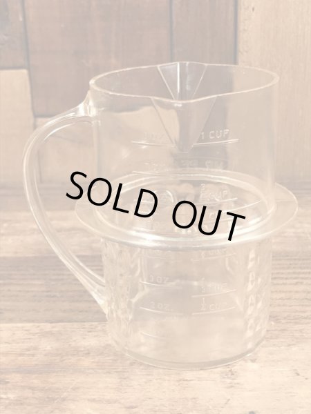 50~60’sの企業キャラクターのミスターピーナッツのヴィンテージの計量マグカップ