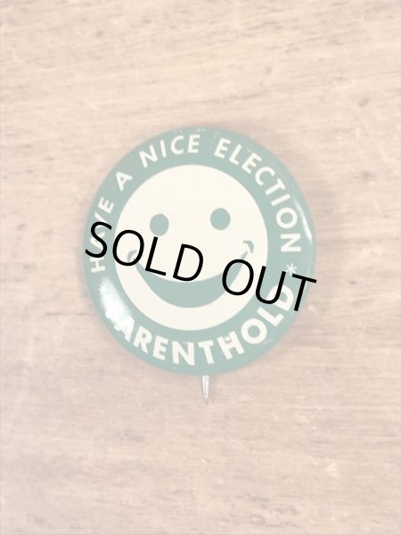 70’sの選挙のスマイルフェイスが描かれたヴィンテージの缶バッチ