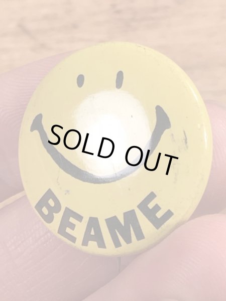 70’sのスマイルフェイスのヴィンテージの缶バッチ