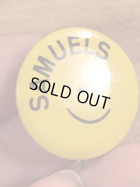 70年代頃のスマイルフェイスのビンテージの缶バッジ