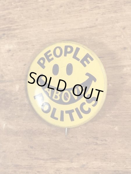 People Above Politics Smile Face Pinback スマイル ビンテージ