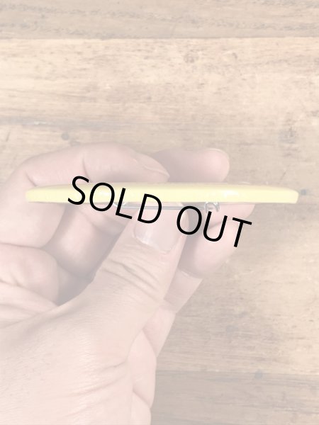 70’sの企業物のスマイルフェイスのヴィンテージの缶バッチ