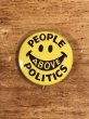 70年代頃のPeople Above Politicsのスマイルのビンテージの缶バッジ