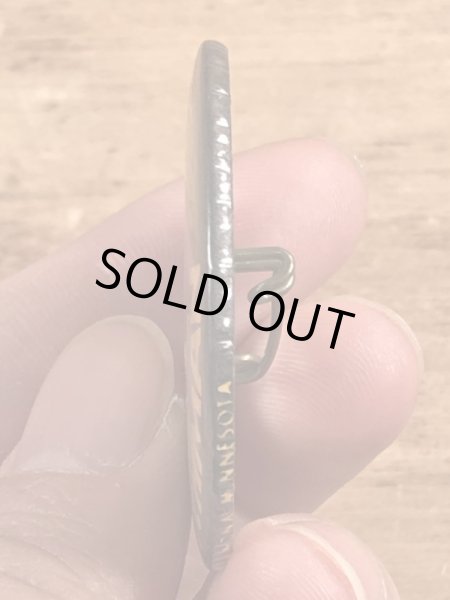 70’sのスマイルフェイスのキャラクターのヴィンテージの缶バッチ