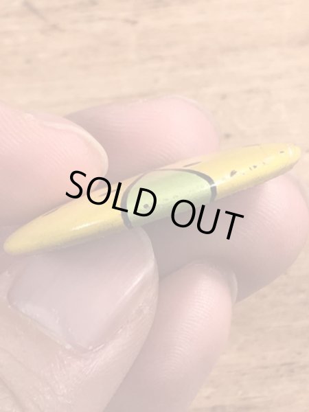 70年代頃の2トーンのスマイルのビンテージの缶バッジ