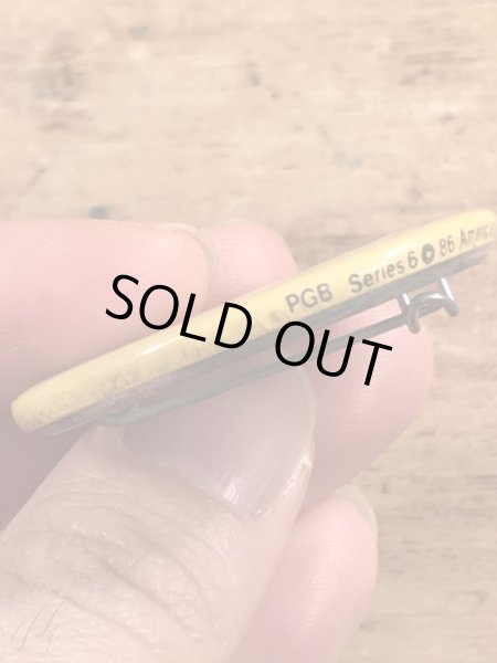 80’sのメッセージとスマイルが描かれたヴィンテージの缶バッジ