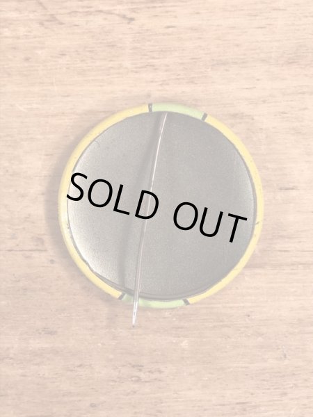 70’sの2トーンのスマイルフェイスのヴィンテージの缶バッチ